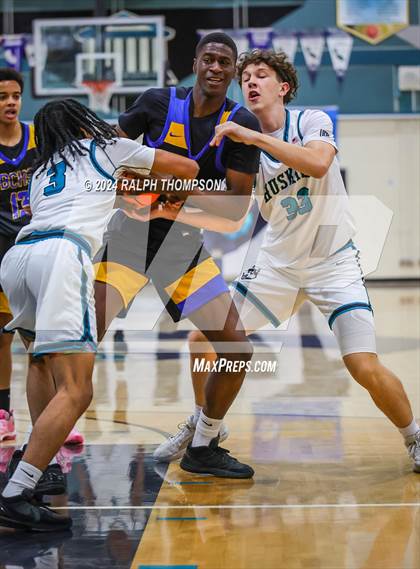 Thumbnail 3 in Bakersfield Christian @ Sheldon photogallery.