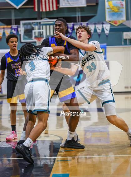 Thumbnail 2 in Bakersfield Christian @ Sheldon photogallery.