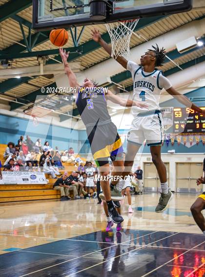 Thumbnail 1 in Bakersfield Christian @ Sheldon photogallery.