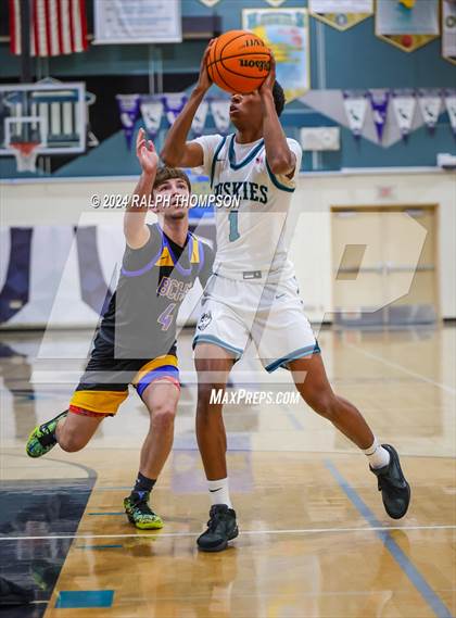 Thumbnail 1 in Bakersfield Christian @ Sheldon photogallery.