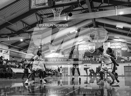 Thumbnail 2 in Bakersfield Christian @ Sheldon photogallery.
