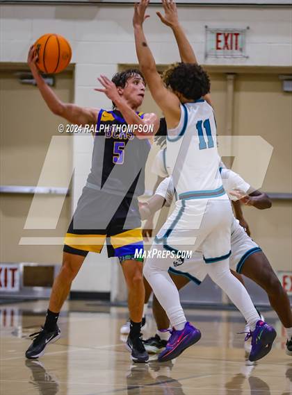 Thumbnail 1 in Bakersfield Christian @ Sheldon photogallery.