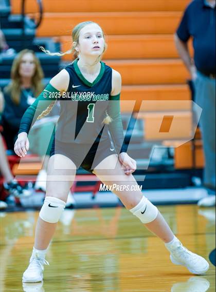 Thumbnail 3 in Grand Saline vs Cross Roads photogallery.