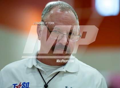 Thumbnail 3 in Grand Saline vs Cross Roads photogallery.