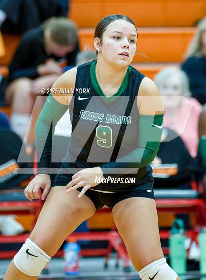 Thumbnail 1 in Grand Saline vs Cross Roads photogallery.