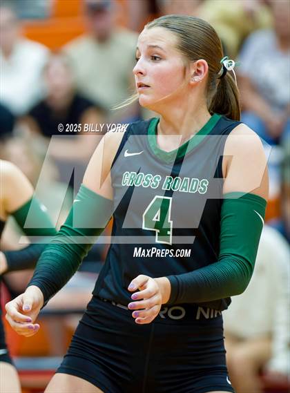 Thumbnail 1 in Grand Saline vs Cross Roads photogallery.