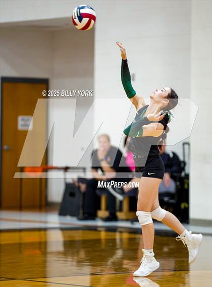 Thumbnail 1 in Grand Saline vs Cross Roads photogallery.