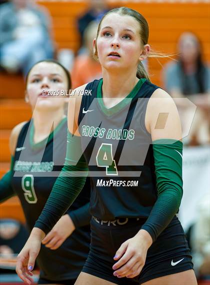 Thumbnail 1 in Grand Saline vs Cross Roads photogallery.