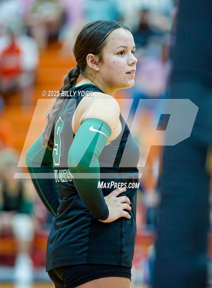 Thumbnail 3 in Grand Saline vs Cross Roads photogallery.