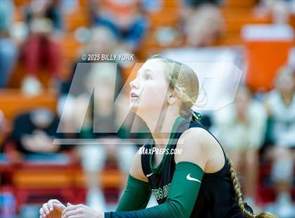 Thumbnail 2 in Grand Saline vs Cross Roads photogallery.