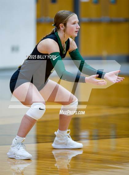 Thumbnail 1 in Grand Saline vs Cross Roads photogallery.