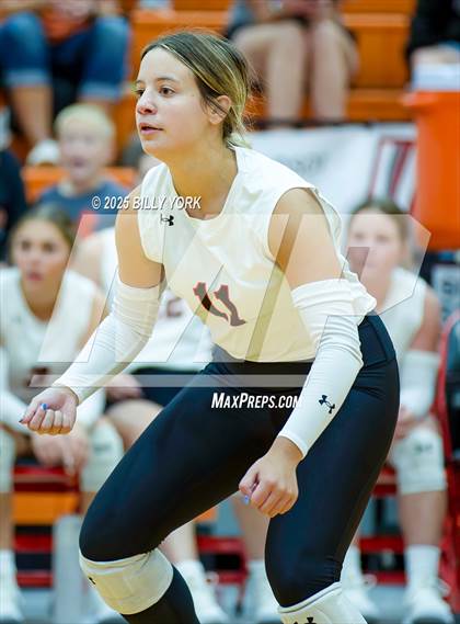 Thumbnail 1 in Grand Saline vs Cross Roads photogallery.