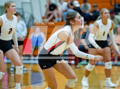 Thumbnail 2 in Grand Saline vs Cross Roads photogallery.