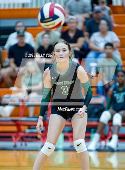 Thumbnail 2 in Grand Saline vs Cross Roads photogallery.