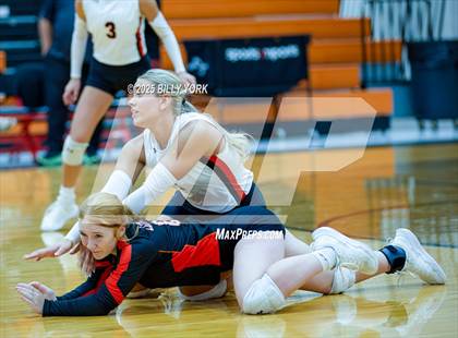 Thumbnail 3 in Grand Saline vs Cross Roads photogallery.