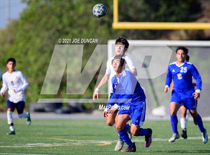 Thumbnail 2 in St. John Bosco vs Fountain Valley (Hawks Invitational) photogallery.