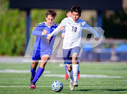 Thumbnail 2 in St. John Bosco vs Fountain Valley (Hawks Invitational) photogallery.