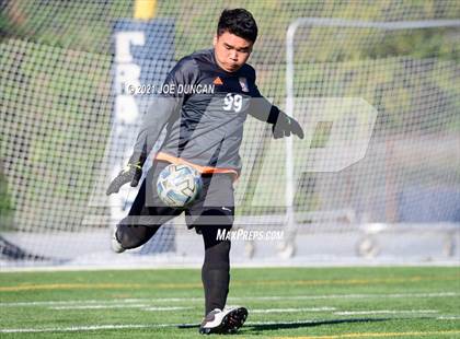 Thumbnail 3 in St. John Bosco vs Fountain Valley (Hawks Invitational) photogallery.