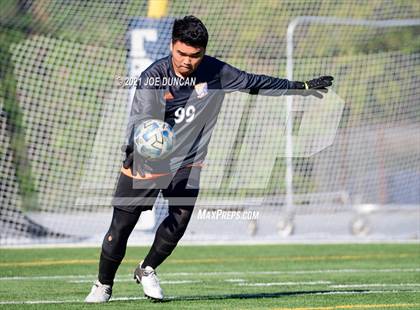 Thumbnail 2 in St. John Bosco vs Fountain Valley (Hawks Invitational) photogallery.