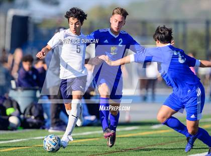 Thumbnail 1 in St. John Bosco vs Fountain Valley (Hawks Invitational) photogallery.
