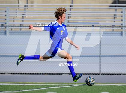 Thumbnail 1 in St. John Bosco vs Fountain Valley (Hawks Invitational) photogallery.