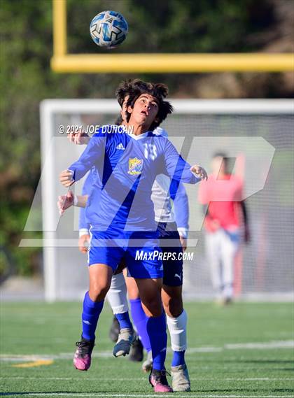Thumbnail 3 in St. John Bosco vs Fountain Valley (Hawks Invitational) photogallery.