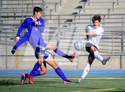 Thumbnail 2 in St. John Bosco vs Fountain Valley (Hawks Invitational) photogallery.