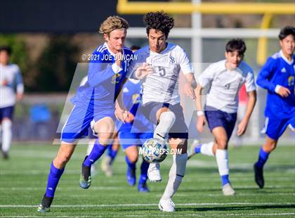 Thumbnail 1 in St. John Bosco vs Fountain Valley (Hawks Invitational) photogallery.
