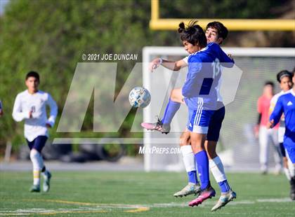 Thumbnail 1 in St. John Bosco vs Fountain Valley (Hawks Invitational) photogallery.