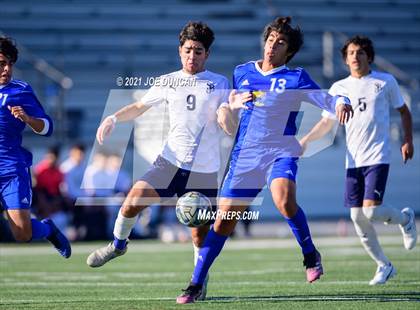 Thumbnail 1 in St. John Bosco vs Fountain Valley (Hawks Invitational) photogallery.