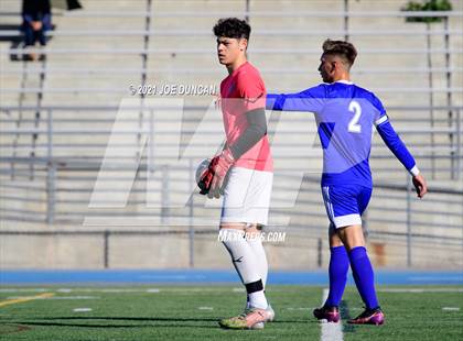 Thumbnail 2 in St. John Bosco vs Fountain Valley (Hawks Invitational) photogallery.