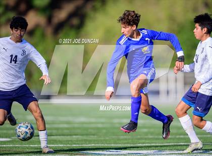 Thumbnail 1 in St. John Bosco vs Fountain Valley (Hawks Invitational) photogallery.