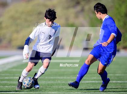 Thumbnail 3 in St. John Bosco vs Fountain Valley (Hawks Invitational) photogallery.