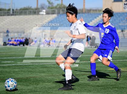 Thumbnail 2 in St. John Bosco vs Fountain Valley (Hawks Invitational) photogallery.