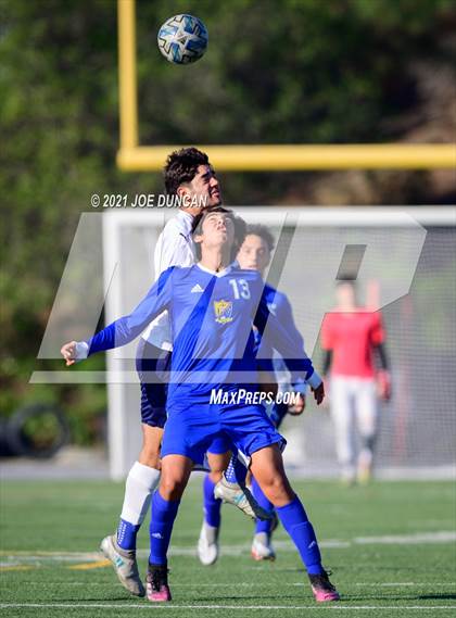 Thumbnail 3 in St. John Bosco vs Fountain Valley (Hawks Invitational) photogallery.