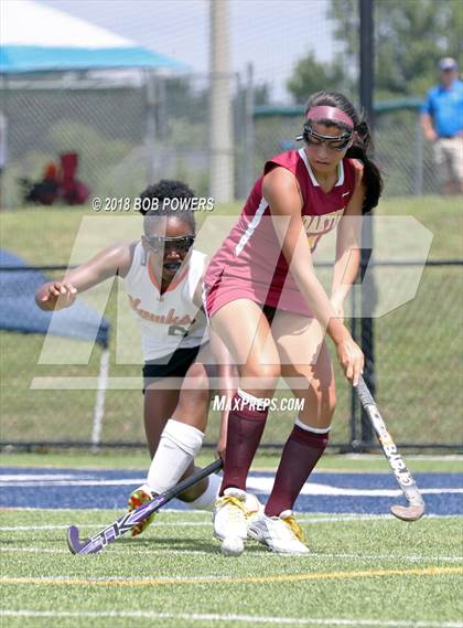 Thumbnail 1 in Oakton vs Hayfield (South County Tournament) photogallery.