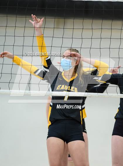Thumbnail 1 in Thompson Valley vs. Berthoud (at Holy Family HS) photogallery.