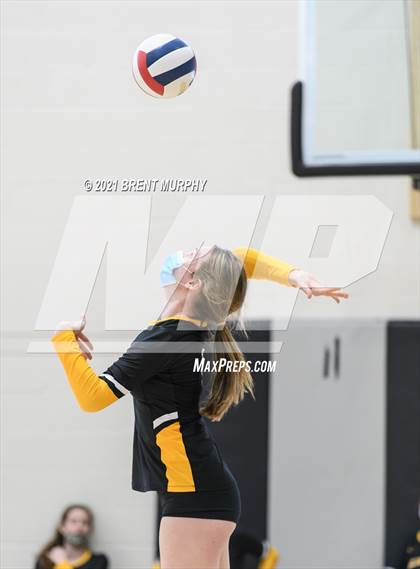 Thumbnail 3 in Thompson Valley vs. Berthoud (at Holy Family HS) photogallery.