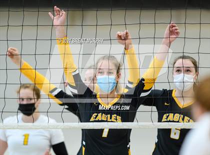 Thumbnail 2 in Thompson Valley vs. Berthoud (at Holy Family HS) photogallery.