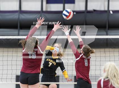 Thumbnail 1 in Thompson Valley vs. Berthoud (at Holy Family HS) photogallery.