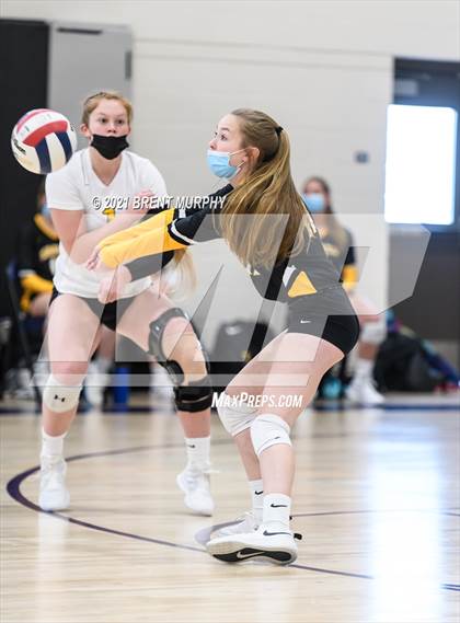 Thumbnail 2 in Thompson Valley vs. Berthoud (at Holy Family HS) photogallery.