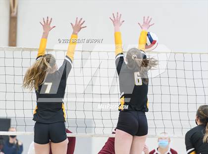 Thumbnail 2 in Thompson Valley vs. Berthoud (at Holy Family HS) photogallery.