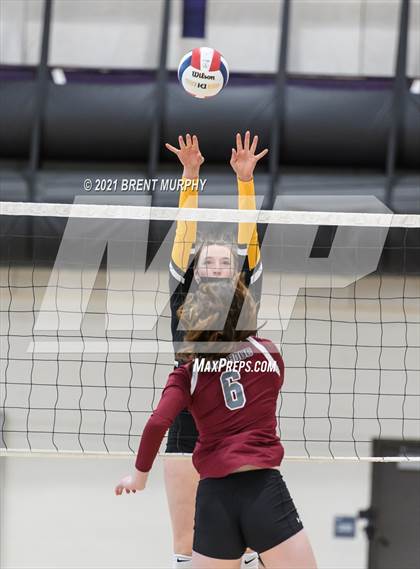 Thumbnail 3 in Thompson Valley vs. Berthoud (at Holy Family HS) photogallery.