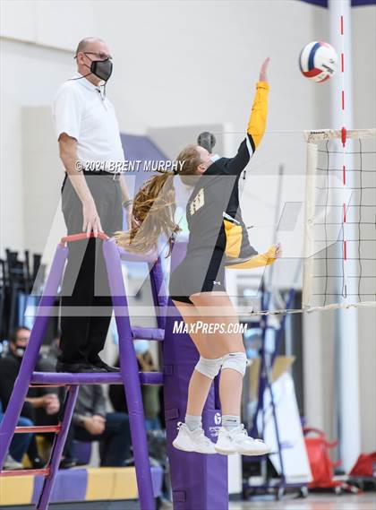 Thumbnail 1 in Thompson Valley vs. Berthoud (at Holy Family HS) photogallery.