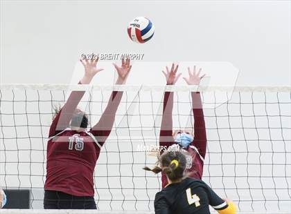 Thumbnail 1 in Thompson Valley vs. Berthoud (at Holy Family HS) photogallery.