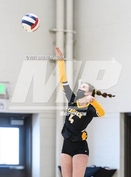 Thumbnail 2 in Thompson Valley vs. Berthoud (at Holy Family HS) photogallery.