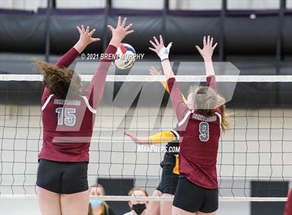 Thumbnail 2 in Thompson Valley vs. Berthoud (at Holy Family HS) photogallery.