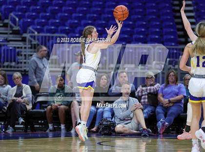 Thumbnail 2 in Lipan vs. Martins Mill (UIL 2A Basketball State Semifinal) photogallery.