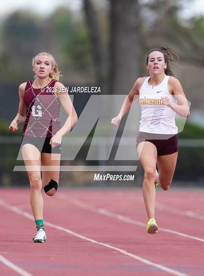 Thumbnail 2 in Pomona Invitational photogallery.