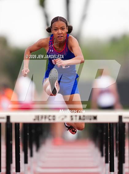 Thumbnail 3 in Pomona Invitational photogallery.